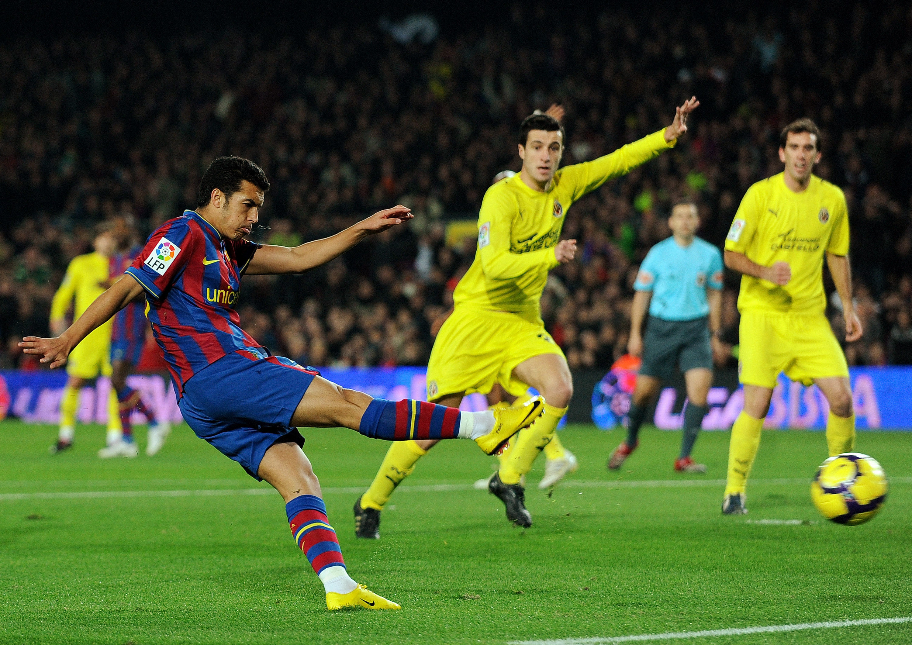 高跟白嫩大长腿！《鸣潮》吟霖全新1／6手办公开