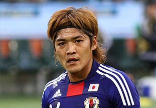 湖人客场取胜 詹姆斯关键时刻稳定输出